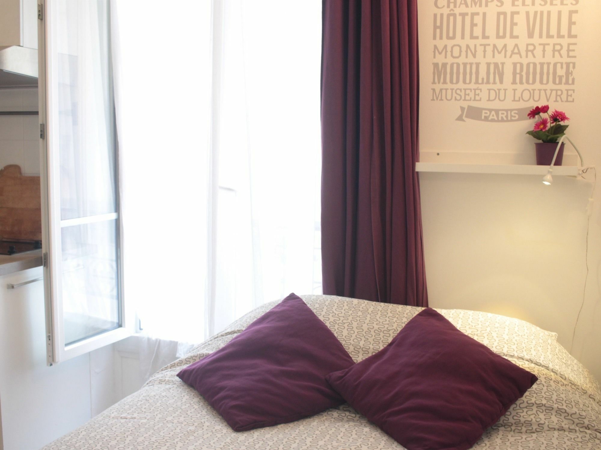 Montmartre Apartments - Lautrec Parijs Buitenkant foto